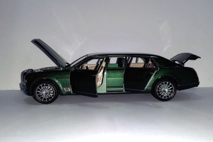 Дитяча іграшка автомобіль Bentley зеленого кольору (7694 АВТОПРОМ, відео в описі) метало - пластиковий корпус, відчиняються двері, світлові та звукові ефекти