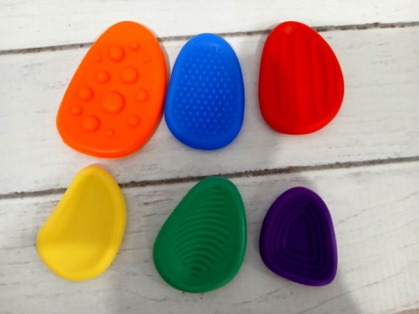 Сенсорні антистрес камінці 6шт для нейророзвитку, зняття стресу та тривожності, дрібна моторика, 6,5-4 см (3734) відео в описі